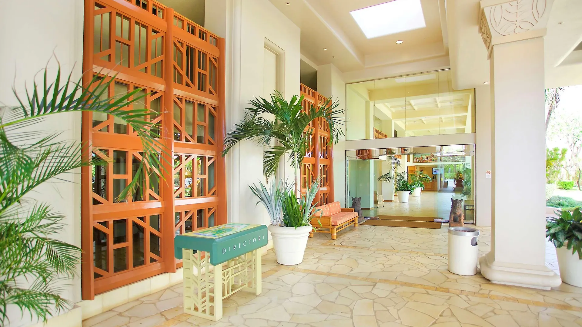 Aston Kaanapali Shores Lahaina 4*,